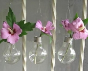 vasinhos-de-flores-com-lampadas (15)
